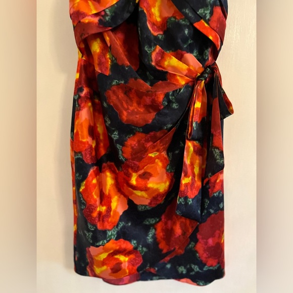 Cinq à Sept Trini Satin Floral Halter Neck Mini Wrap Dress, Size 2 - Picture 9 of 14